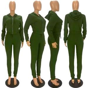Forest green jogging suit